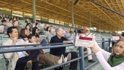 Modern Family Behind The Scenes S3 