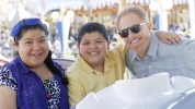 Modern Family Behind The Scenes S3 